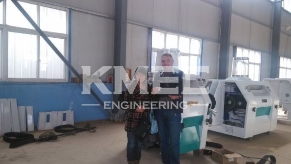 algeria client with KMEC staff